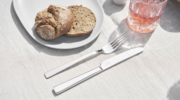 Apparecchiare la tavola: la guida per disporre le posate nel modo giusto