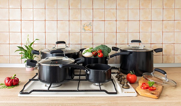 Quale pentola scegliere? La guida completa a forme, materiali e utilizzi