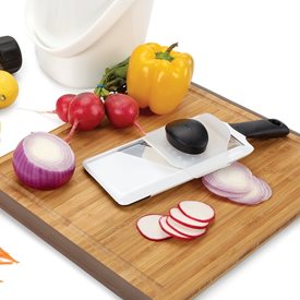 Picture for category Peeling, cutting, chopping and slicing utensils - OXO