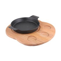 Round tray, cast iron, 18 cm, with wooden stand - LAVA