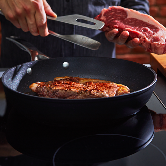 "ALBA" frying pan, 32 cm - Ballarini