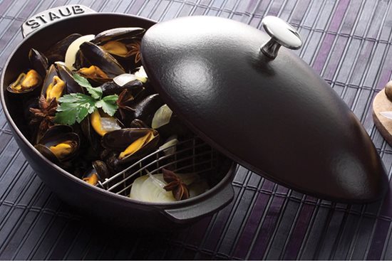 Scallop cooking dish, cast iron, 25 cm/2L, Black - Staub 