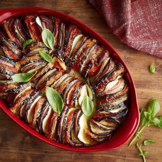 Oval baking dish, ceramic, 35 x 22.5 cm/2.3 L, Burgundy - Emile Henry