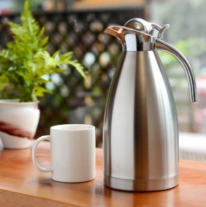 "Pioneer" siltumizolācijas karafe, 2 L, nerūsējošais tērauds - Grunwerg