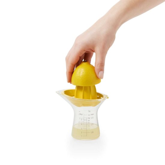 Ručný odšťavovač citrusov - OXO