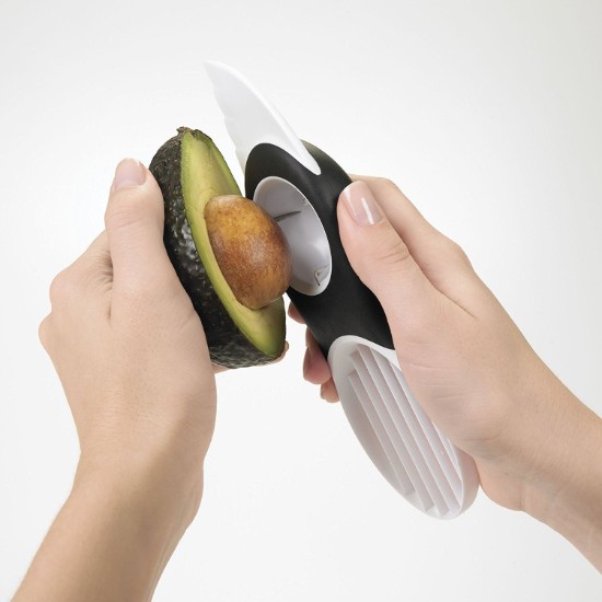 3-in-1 Avocado-Schneidemaschine, Kunststoff - OXO