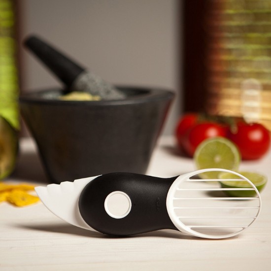 3-in-1 Avocado-Schneidemaschine, Kunststoff - OXO