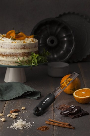 Klasyczna tarka, stal chirurgiczna, 32,5 cm, czarna - Microplane