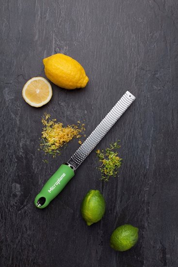 30.5 x 3.3 x 2.5 cm grater made of surgical steel, green color - Microplane brand