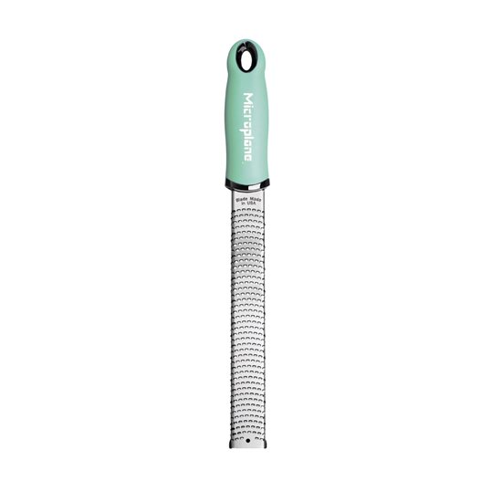 30.5 x 3.3 x 2.5 cm grater made of surgical steel, light green color - Microplane brand