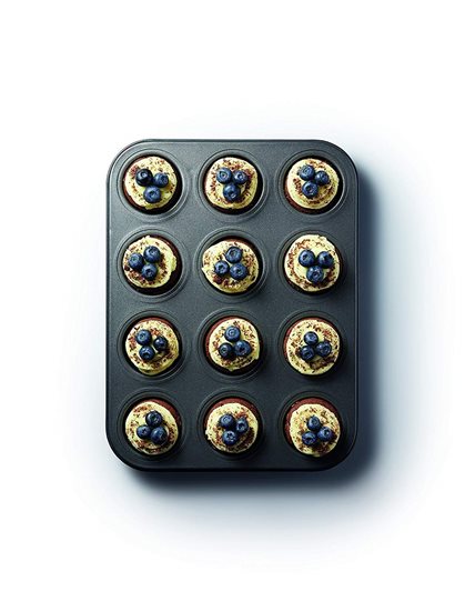Podnos na 12 mini muffinů, 26 x 20 cm, vyrobený z uhlíkové oceli - od Kitchen Craft