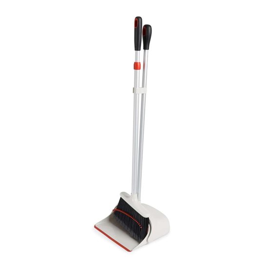 Broom agus tráidire deannaigh leagtha, 135 cm - OXO