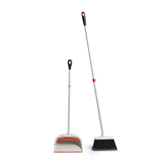 Broom and dust tray set, 135 cm - OXO