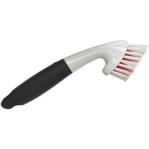 Cleaning brush for narrow surfaces - OXO