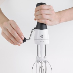 Mezclador manual con manivela, 30,5 cm - OXO