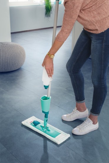 "Easy Spray XL" flat mop – Leifheit