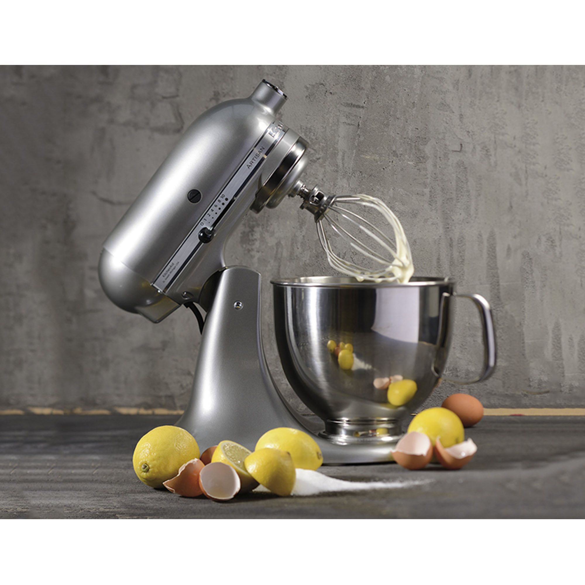 https://cdn.www.kitchenshop.eu/images/thumbs/0121349_mixer-cu-bol-48l-artisan-model-175-contour-silver-kitchenaid.jpeg