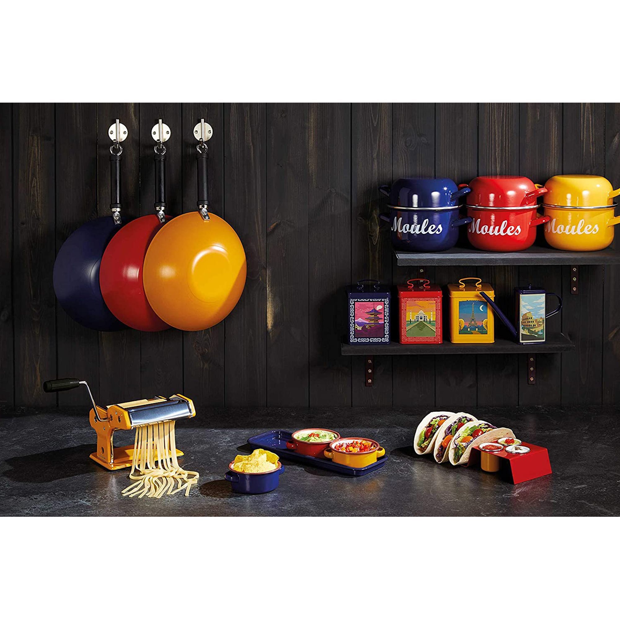 https://cdn.www.kitchenshop.eu/images/thumbs/0126140_recipient-pentru-condimente-otel-carbon-albastru-kitchen-craft.jpeg