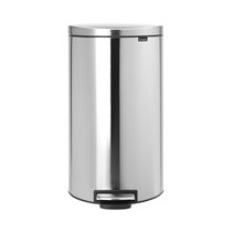 "Flatback Plus" trash bin with pedal, 30 L, Matt Steel - Brabantia