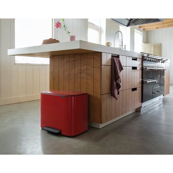 "Bo" šiukšliadėžė su pedalu, nerūdijantis plienas, 36 l, <<Passion Red>> - Brabantia