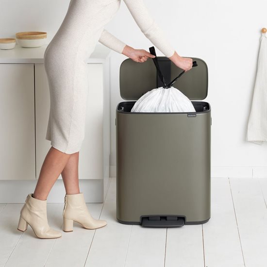 Poubelle "Bo" à pédale, 60 L, inox, <<Platinum>> - Brabantia