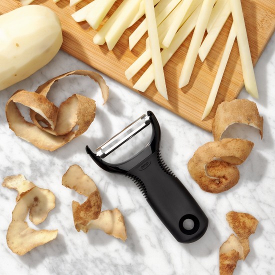 Stainless steel peeler, 15.2 cm - OXO