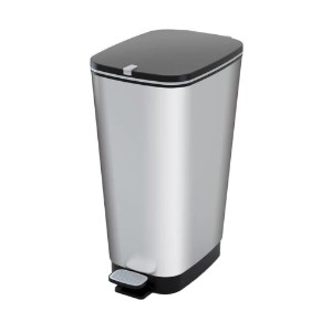 "Chic" trash bin provided with pedal, 45 L, Metallic Gray - Curver