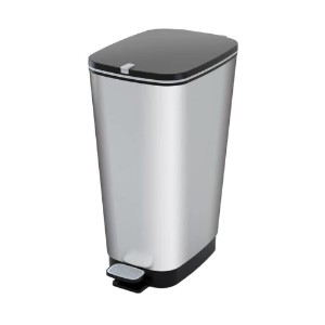 "Chic" trash bin provided with pedal, 50 L, Metallic Gray - Curver