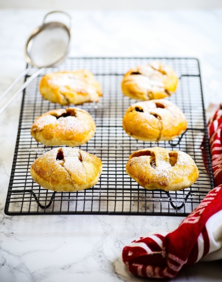 Grille de refroidissement 46 × 26 cm, acier au carbone – Kitchen Craft