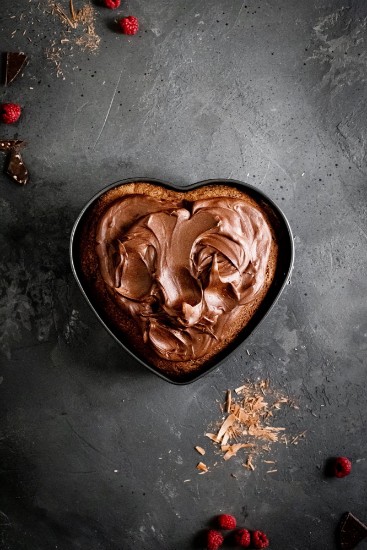 Bakeform, hjerteformet, 23 cm, stål – laget av Kitchen Craft