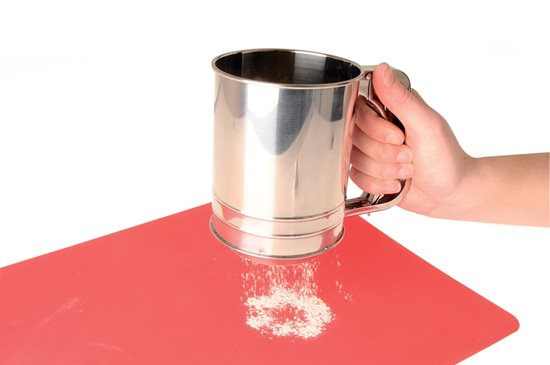Kubek do przesiewania mąki i cukru pudru, 750 ml – wykonany przez Kitchen Craft