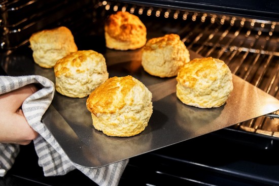 Pekač s premazom proti prijemanju, iz ogljikovega jekla, 35 x 28 cm - MasterClass