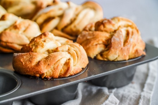 Muffin tray, 35 x 27 cm, steel - by Kitchen Craft