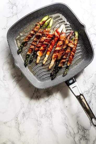 Pan grill, 28 cm, alúmanam - de réir Ceardaíochta na Cistine