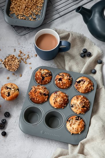 5 bakverk, gjorda av kolstål, MasterClass-sortimentet - tillverkat av Kitchen Craft