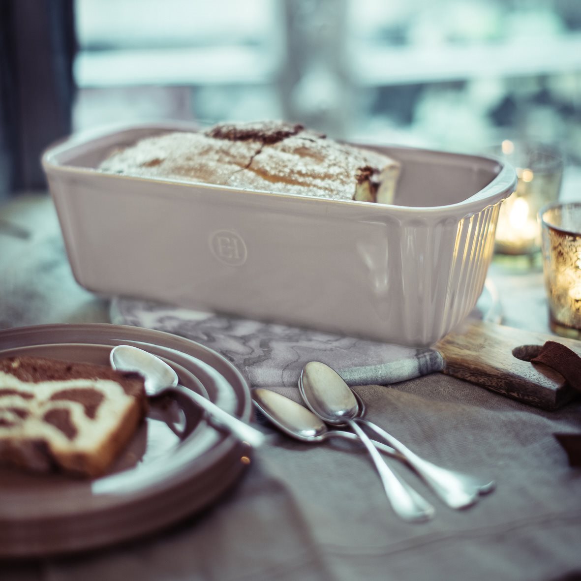 Loaf baking dish, ceramic, 31.5x13.5cm, Clay - Emile Henry