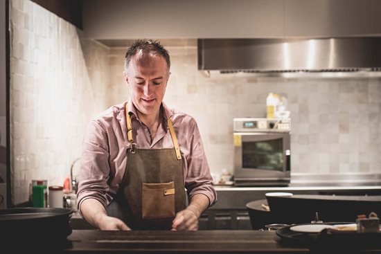 Kitchen apron, 64 x 85 cm, brown - Tiseco