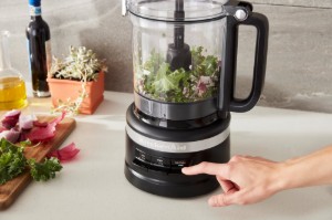 Küchenmaschine, 2,1 l, 250 W, Matte Black - KitchenAid