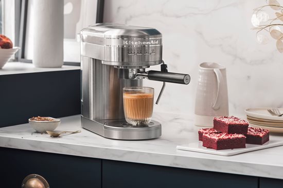 "Artisan" elektrisk espressomaskine, 1470W, "Stainless Steel" farve - KitchenAid mærke