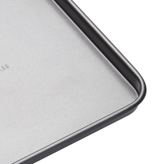 Štvorcový plech na pečenie, oceľový, 26 cm - MasterClass