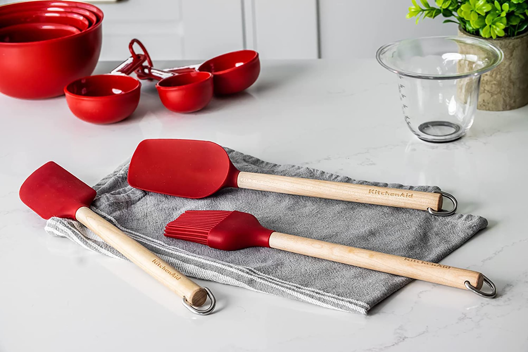 NEW! KITCHENAID RED NYLON AND SILICONE 6 PIECE SPATULA AND SPOON