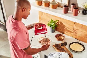 6-rýchlostný ručný mixér, 60W, Empire Red - KitchenAid