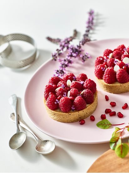 Perforirani kalup za tart, nehrđajući čelik, 8,5 cm - marka "de Buyer".