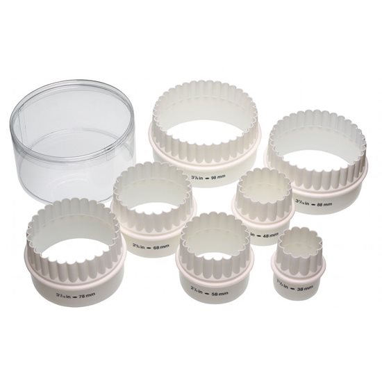 Set de 7 formes pour couper la pâte en nylon - par Kitchen Craft