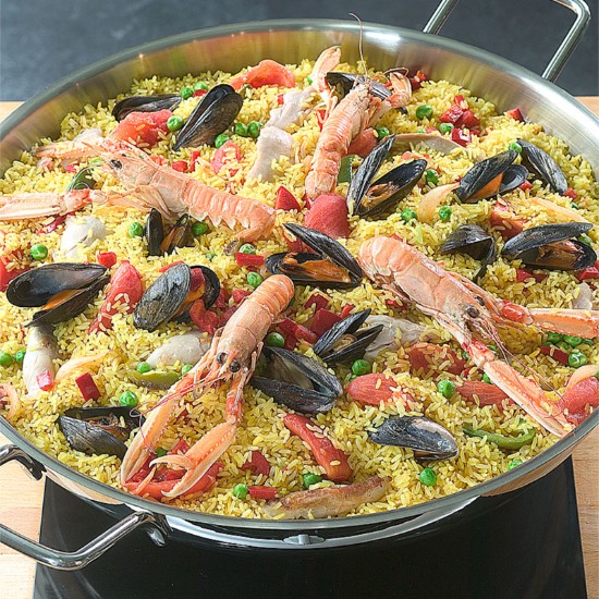 Paella keptuvė, 3 sluoksnių, nerūdijantis plienas, 46 cm, "Specialties" - Demeyere