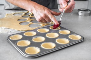 Muffin pan, 12 kavità, azzar, 31.5 x 24 cm - Kitchen Craft