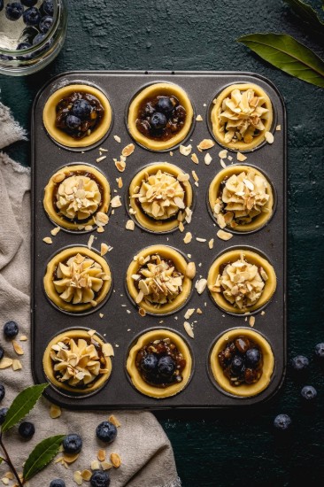 Kalup za pečenje 12 mini muffina, ugljični čelik, 26 x 20 cm - MasterClass