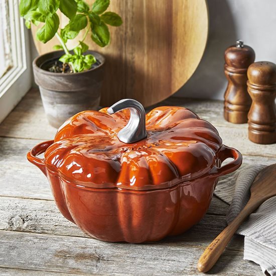 Pota cócaireachta Cocotte i gcruth Pumpkin, iarann teilgthe, 24cm/3.45L, Cinnamon - Staub