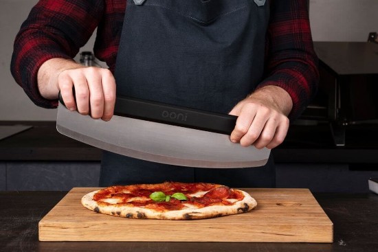 Pitkäteräinen pizzaleikkuri, ruostumaton teräs, 35 cm - Ooni