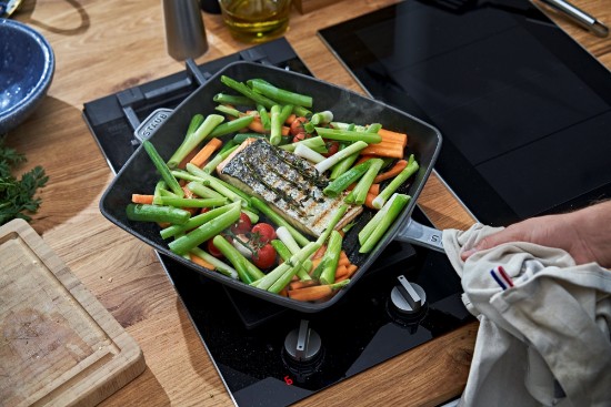 Pan grill kwadru, ħadid fondut, 30 ċm, Graphite Grey - Staub